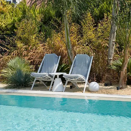 Alloggio in famiglia With Pool, 300 M To The In The Center Of Ilica Çeşme